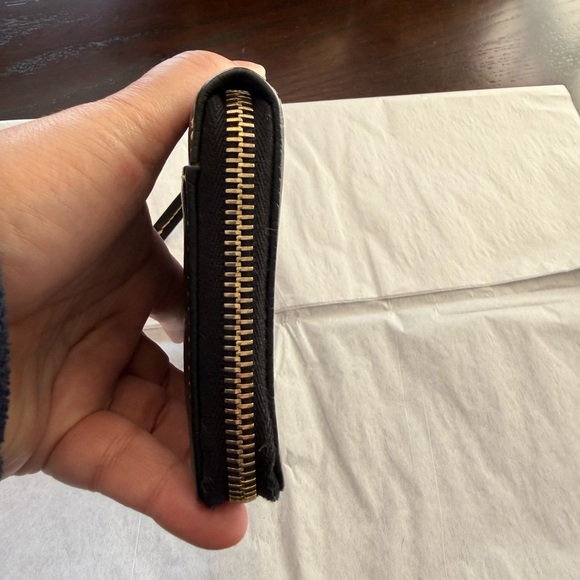 Dooney & Bourke Pebble Leather Black and Tan zip Wallet with Gold Accents - Picture 5 of 13